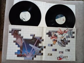 PINK  FLOYD  „2 LP The Wall „ /Harvest 1979/rozkl. obal  + o - 2