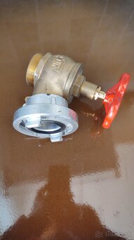 Nástenný hydrant Ms C52 (Ventil 2'', PN25) - so spojkou Al - 2