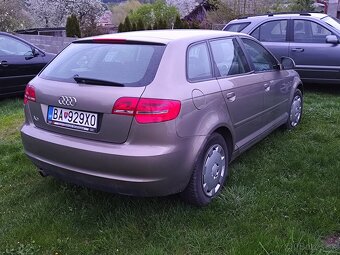 A3 sportback 2011 1.6 benzín - 2