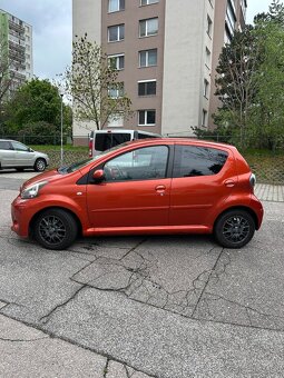 Predám auto TOYOTA AYGO - 2