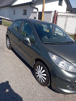 Peugeot 207 1,4i - 2