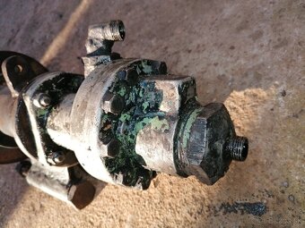 Predám hydraulické čerpadlo - 2