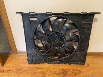 BMW G11,G12, ventilátor chladič 8619625 - 2