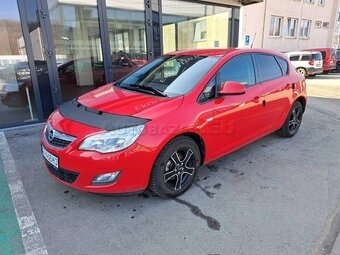 Opel Astra 1.4 ecoFLEX Cosmo - 2