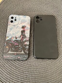 Predám kryty na iPhone 11 - 2