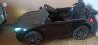 Elektrické autíčko Mercedes GTR - 2