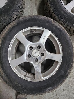 Predám elektróny 5x114.3 215/65 R16 zimne - 2