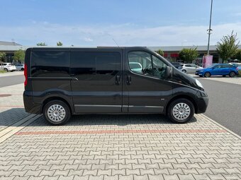 Opel Vivaro Life 2.5 CDTi Westfalia 7 míst - 2