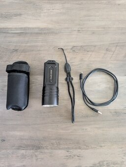 ✔️ FENIX LR35R 10000 Lumens ✔️ - 2