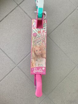 Kolobežka Barbie - 2