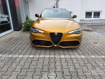 Alfa Romeo Giulia Veloce 2.0 Turbo 206 kW (280 PS) - 2