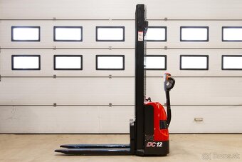 Ručne vedený elektr.ysokozdvižný paletový vozík 1,2t.nový - 2