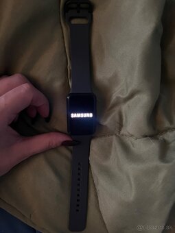 Smart hodinky Samsung Galaxy Fit3 - 2