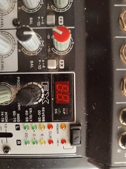 Predám mixpult belinger fx - 2