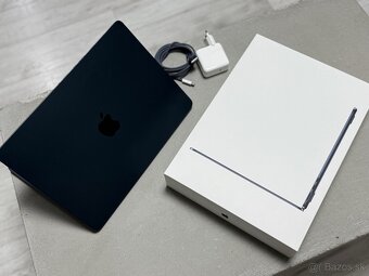 Apple MacBook Air M3 256GB SSD - 2