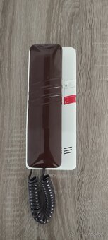 Domáci telefón Tesla DT 93 - 2