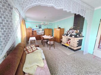 PREDAJ poschodový dom v obci Pastovce s pekným pozemkom - 2