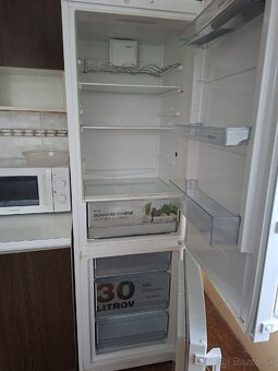 Chladnička z mrazničkou - 2