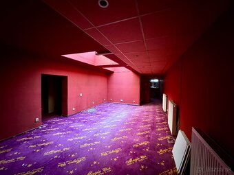 Prenájom - Obchodný priestor 129m2 - Poprad centrum - 2