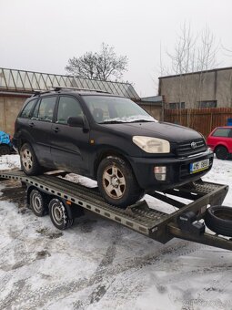 REZERVACE Toyota RAV4 benzín POTKANÝ MOTOR - 2