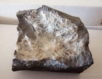 Mineral (aragonit) (Konrádovce, SR) - 2