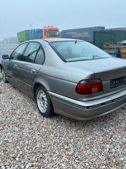 Predám BMW E39 528i - 2