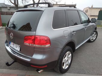 Volkswagen Touareg 2,5 tdi - 2