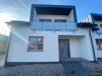 PREDAJ 5 izbový rodinný dom, Čachtice, novostavba, 181 m2 - 2