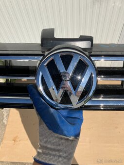 maska vw sporstvan lift 17- mrizka - 2