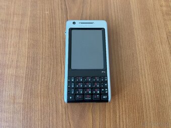 Sony Ericsson P1i - 2