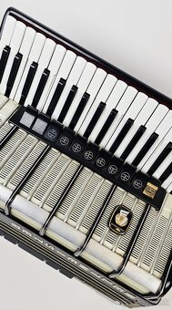 Akordeon harmonika weltmeister Amigo 4 hlas, 120bas - 2