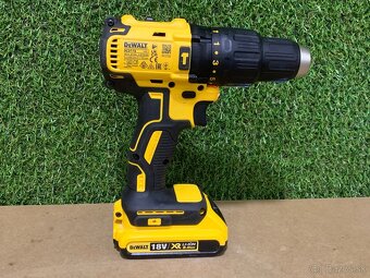 Dewalt Aku príklepová vŕtačka DCD778 - 2