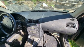 Rozpredam Ford Mondeo 2.0 tdci - 2