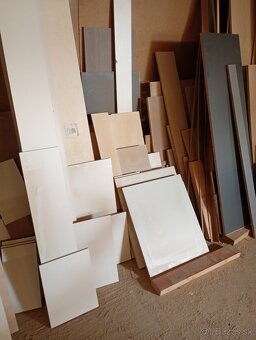 Darujem odrezky z drevotriesky - 2