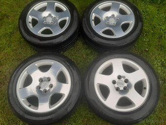ALU KOLA 17 audi A8, A6, A4, 4D0601025B, 4E0601025J + krytky - 2