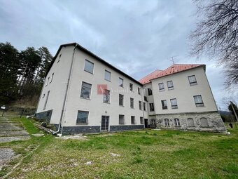 Kúpte si vlastný KAŠTIEĽ - DOMANIŽA - 2