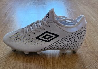 Umbro Aurora league SG - 2