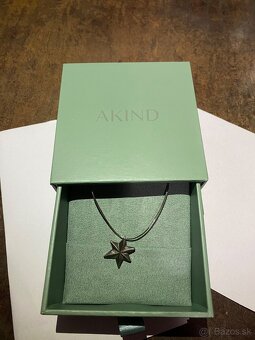 Akind strieborná luxusná retiazka s príveskom - 2