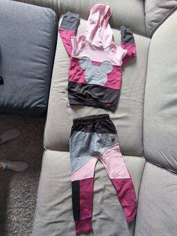 Dievčenská tepláková súprava 116 - 2