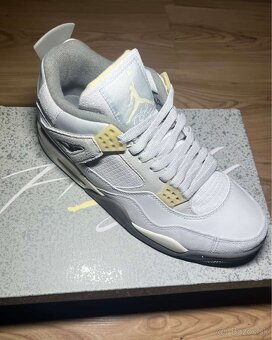 Jordan 4 Retro SE craft Photon - 2