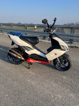Aprilia SR 50 - 2