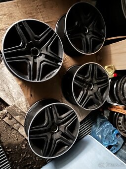 Mercedes Benz GL/ML/GLS/GL 10x21 - 2