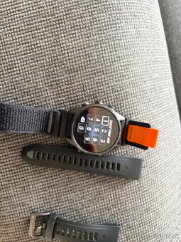 predám garmin fenix 8 - 2