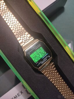 Timex T80 - 2