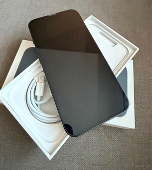 iPhone 13 Midnight 128GB - 2