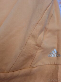Tehotenské tričko adidas - 2