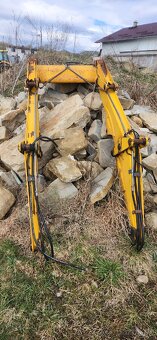 Predné rameno na JCB 3CX/4CX - 2