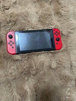 Predám nintendo switch a fc24 - 2