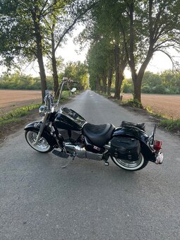 Suzuki Intruder 1500 - 2