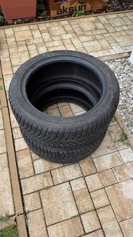 Zimné pneu 215/50 R17 Goodyear - 2